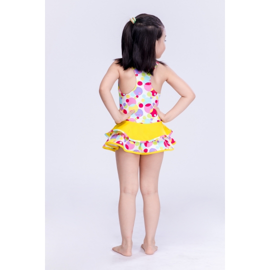 BÉ GÁI  MỘT MẢNH 933
